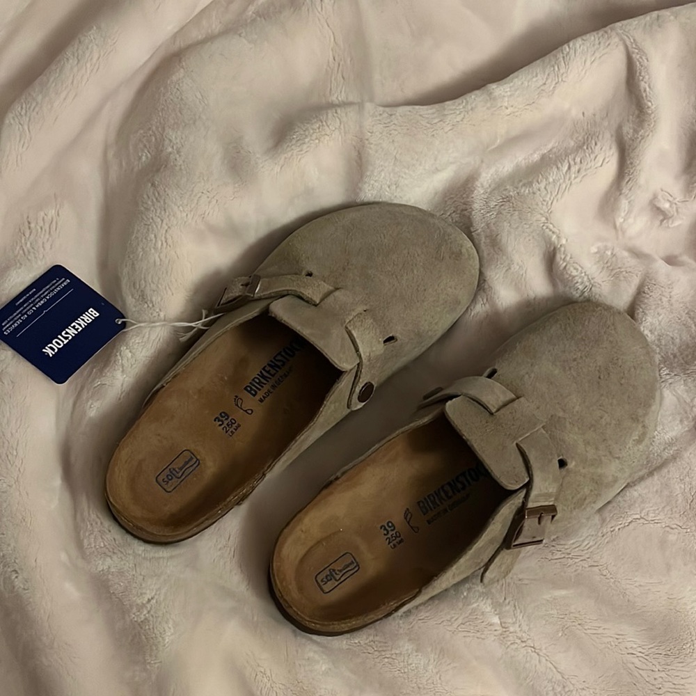 NWT Birkenstock Boston Clogs